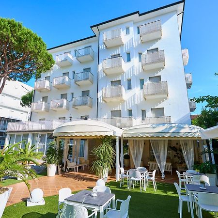 Hotel Bruna B&B Milano Marittima Eksteriør bilde