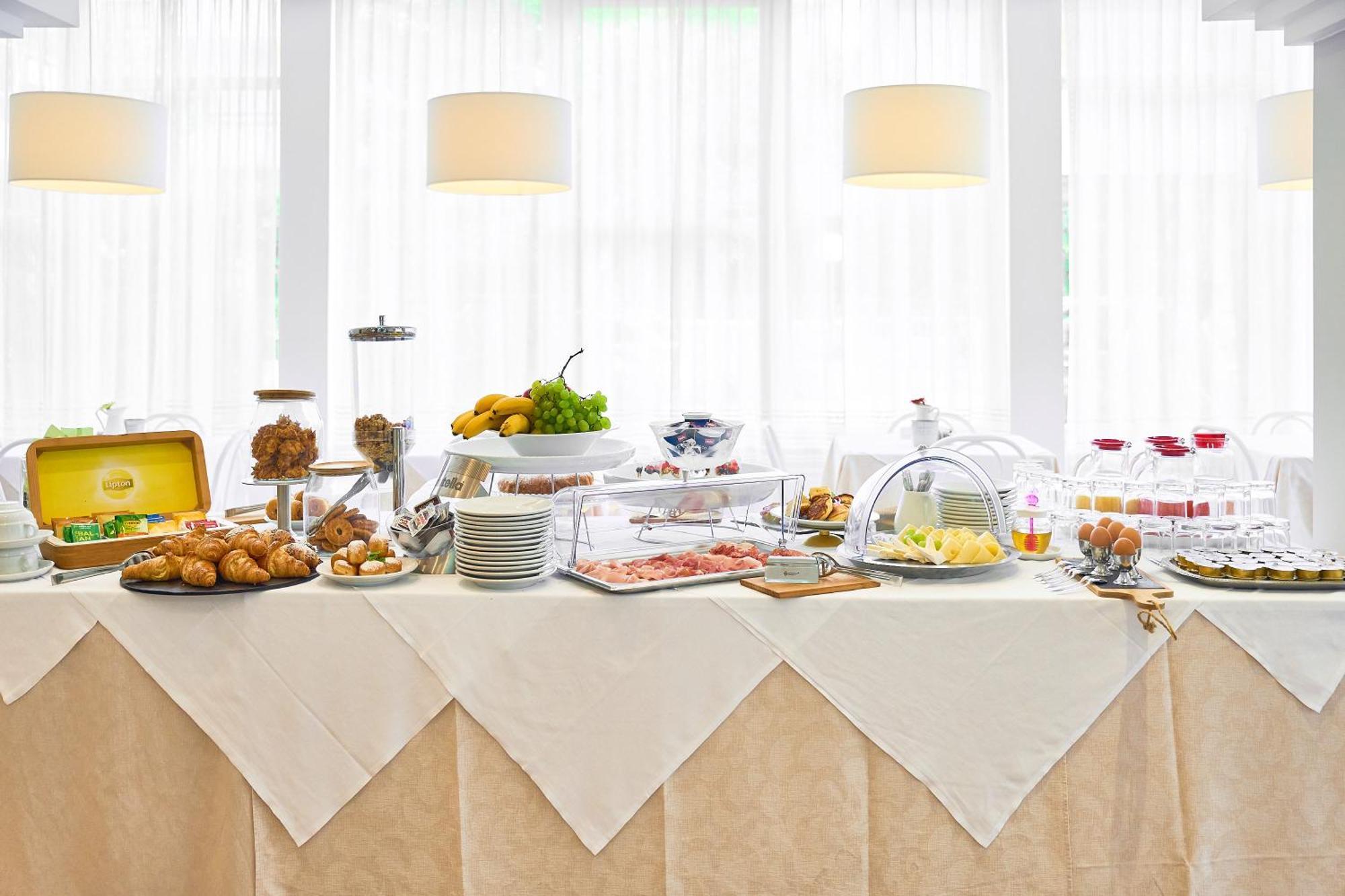 Hotel Bruna B&B Milano Marittima Eksteriør bilde