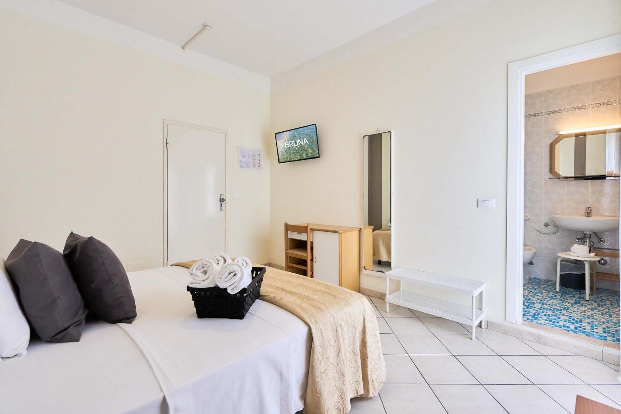 Hotel Bruna B&B Milano Marittima Eksteriør bilde