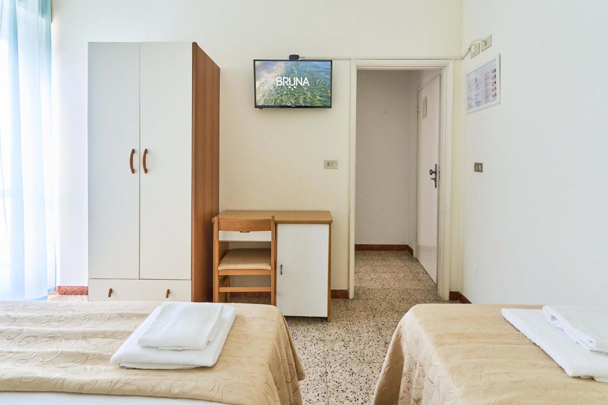 Hotel Bruna B&B Milano Marittima Eksteriør bilde