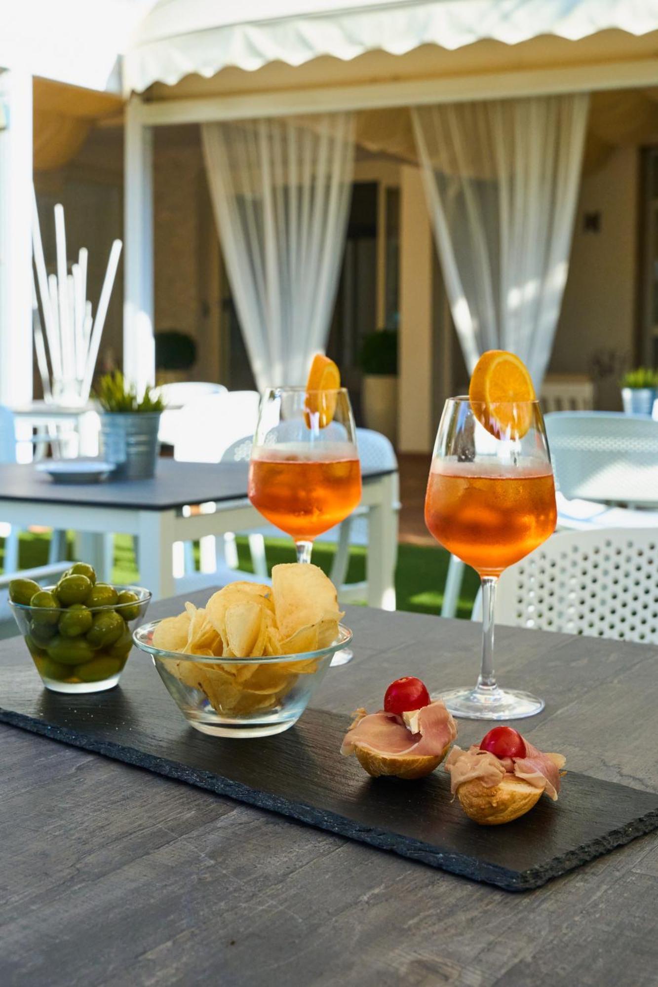 Hotel Bruna B&B Milano Marittima Eksteriør bilde