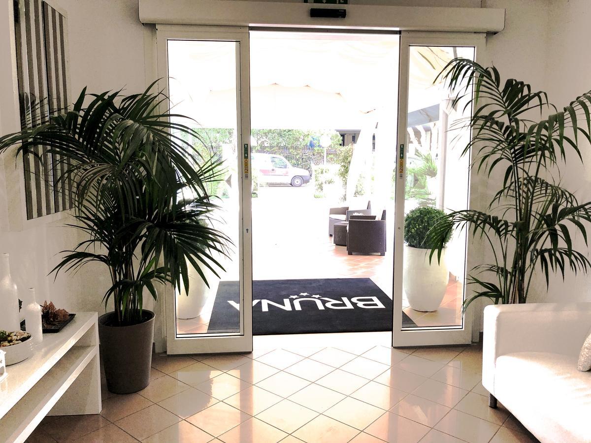 Hotel Bruna B&B Milano Marittima Eksteriør bilde
