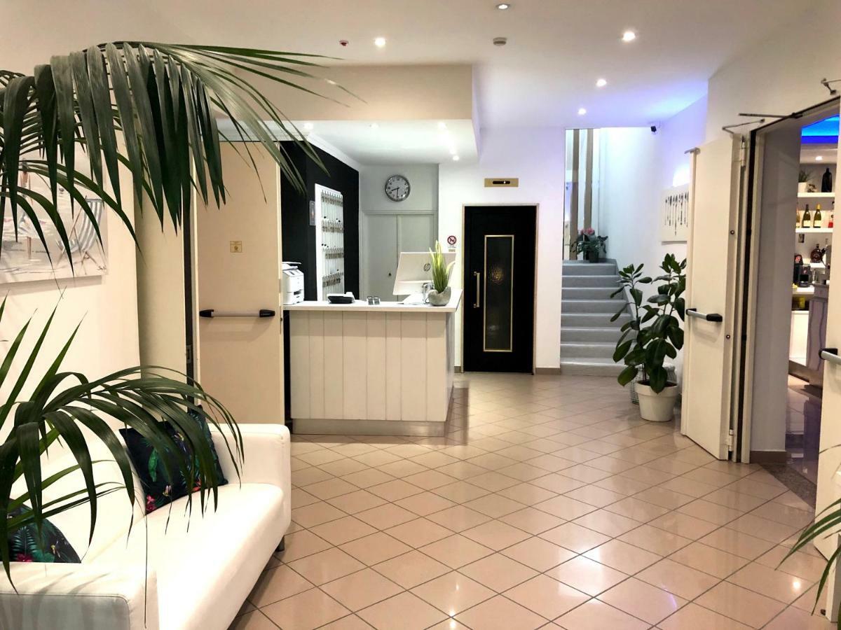 Hotel Bruna B&B Milano Marittima Eksteriør bilde